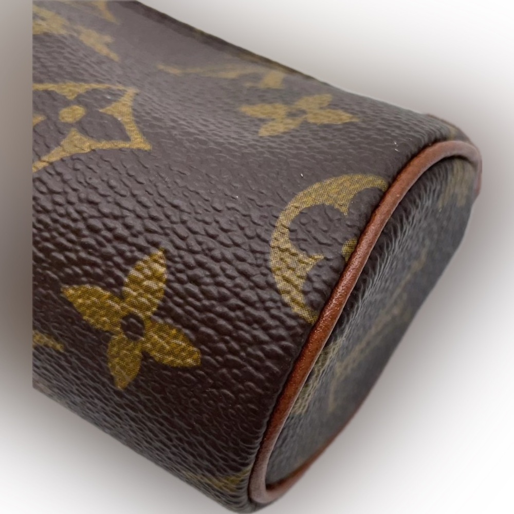 Louis Vuitton Monogram Papillon 30 Pouch Mini Bag - Picture 2 of 12